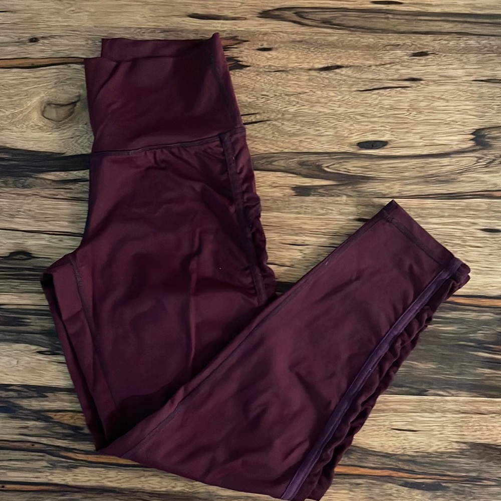 🦵Aerie Move Leggings🦵